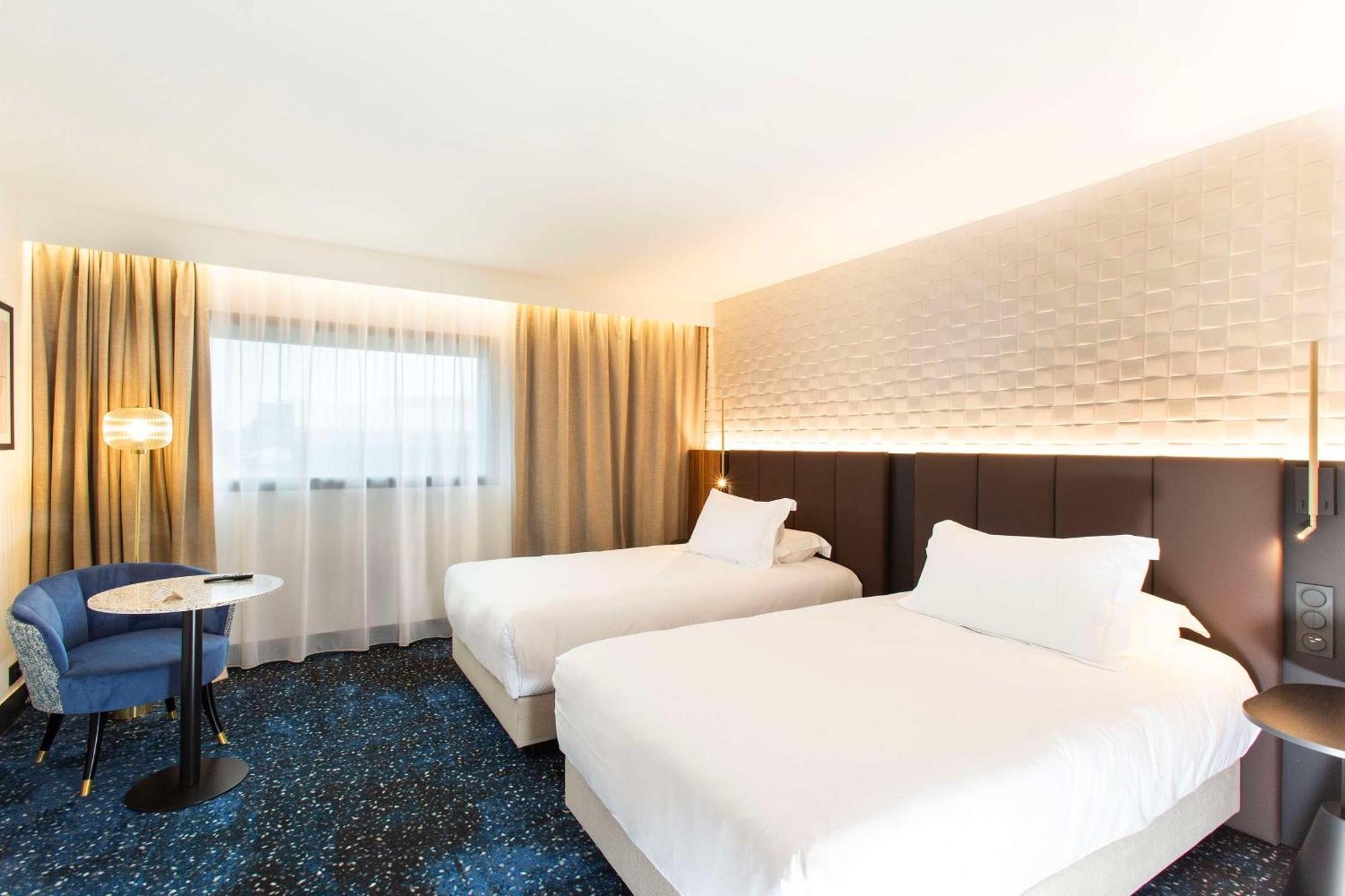 Hilton Lille Hotel Exterior photo